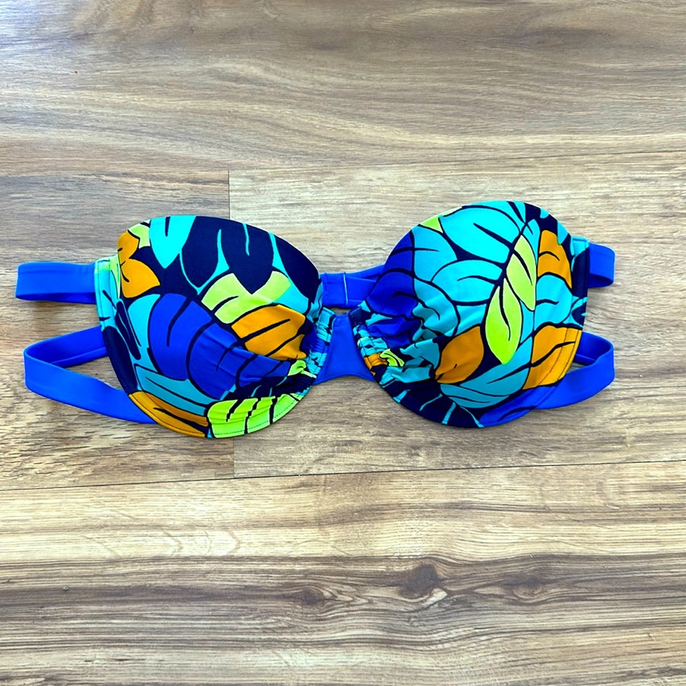 Bandeau bikini top